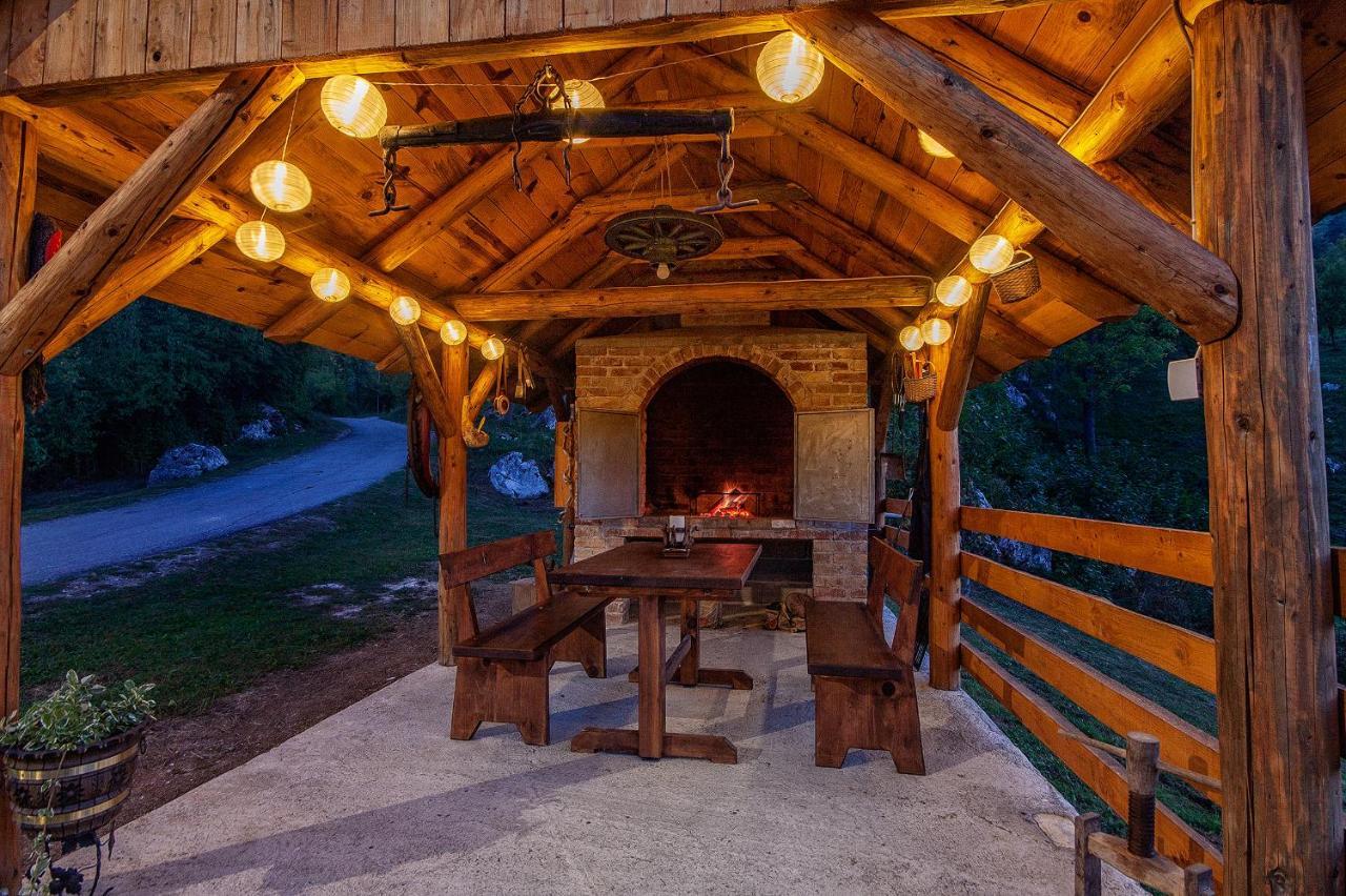 Father'S Land Rakovica Dış mekan fotoğraf